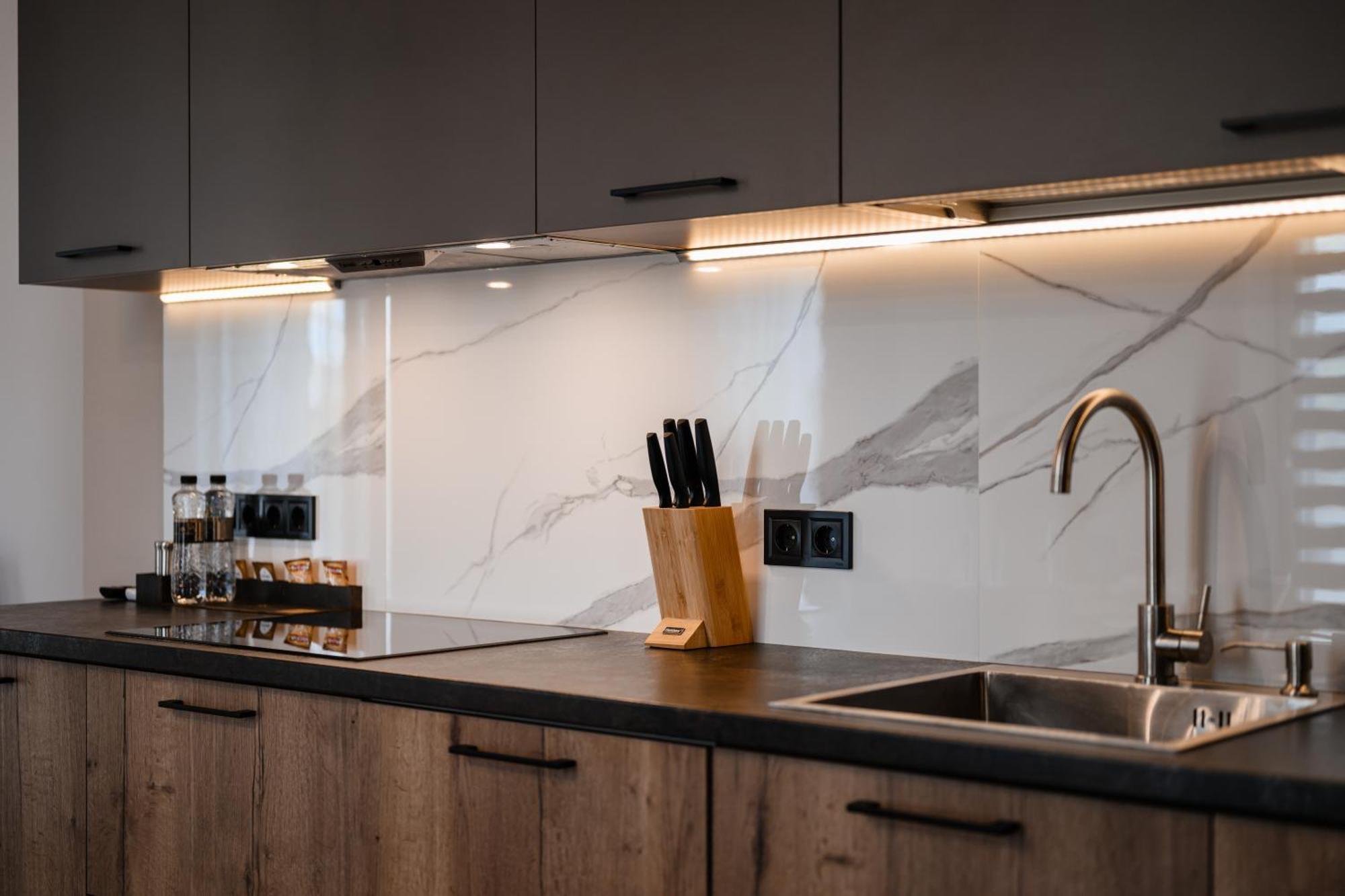 Luxury Apartments Smart House ウージュホロド エクステリア 写真