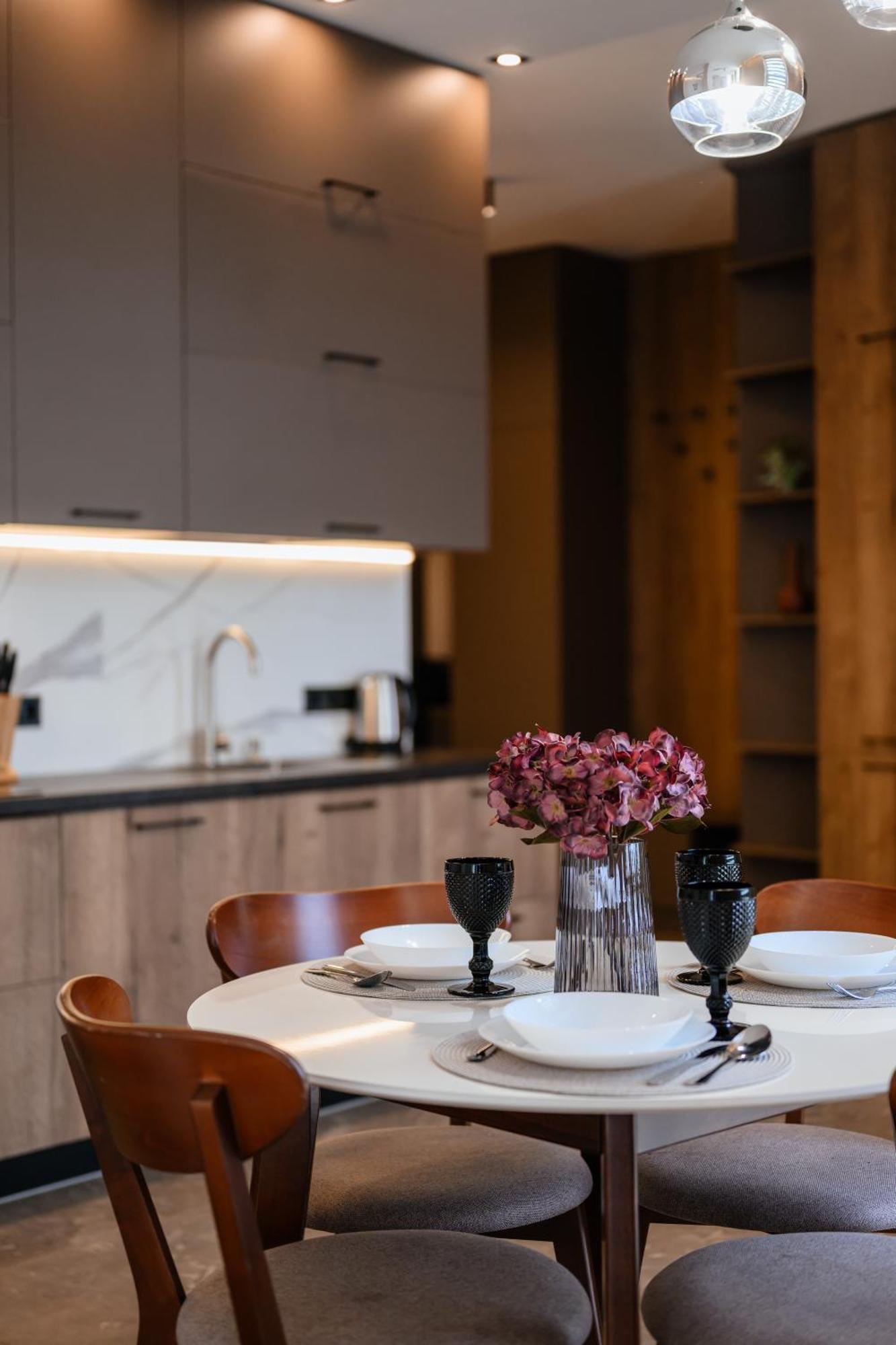 Luxury Apartments Smart House ウージュホロド エクステリア 写真