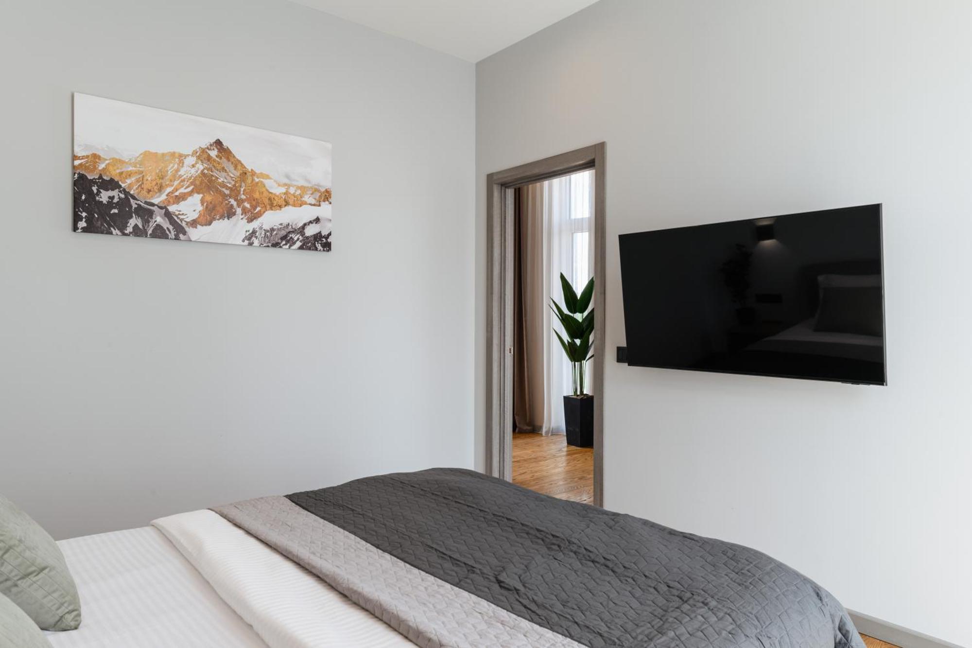 Luxury Apartments Smart House ウージュホロド エクステリア 写真