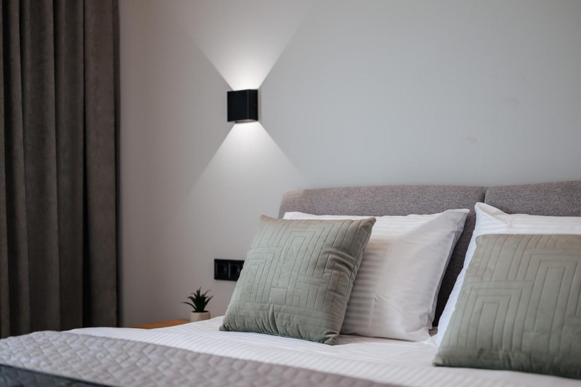 Luxury Apartments Smart House ウージュホロド エクステリア 写真